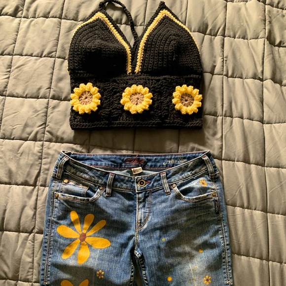 Hand crafted Sunflower Halter Top - Picture 1 of 4